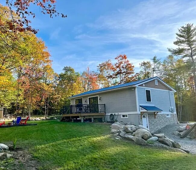 Building Photo - 249 New Hampshire Rte 103