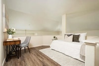 Building Photo - 565 Shoal Cir