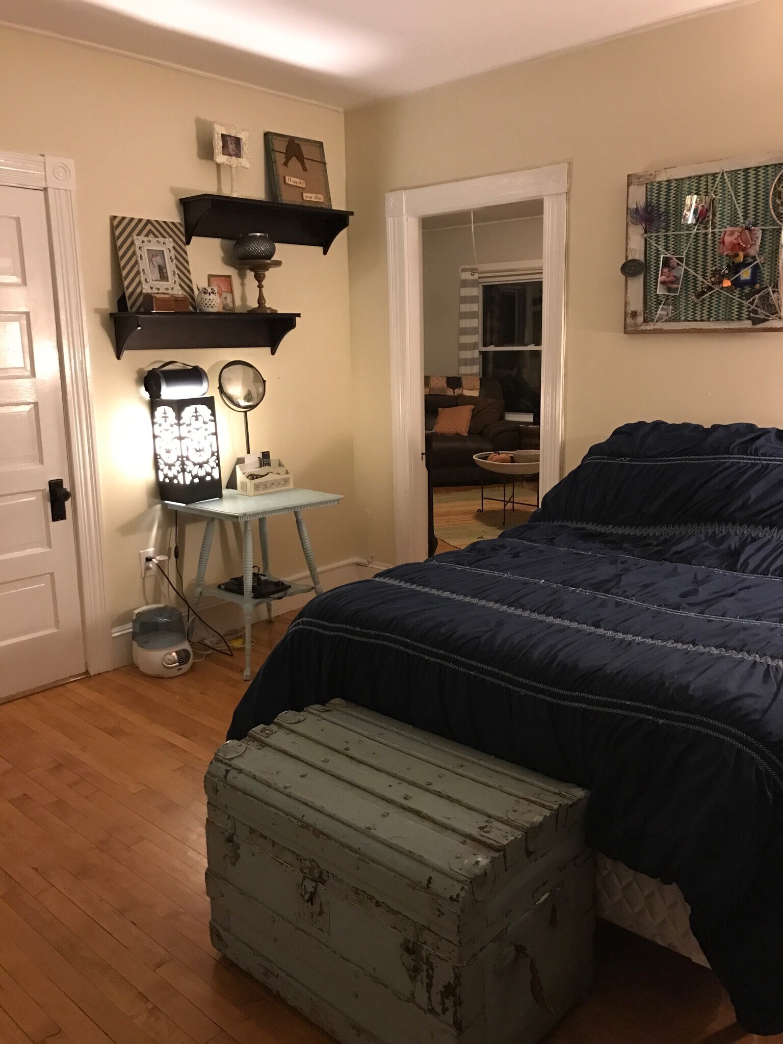 Bedroom has 2 closets - 347 Park Ave