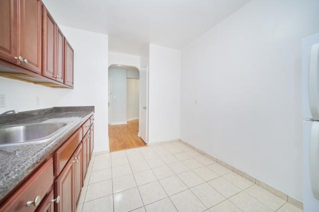 Building Photo - 1 bedroom in Bronx NY 10463