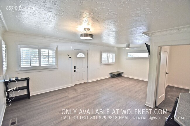 Building Photo - 857 Elm Ave