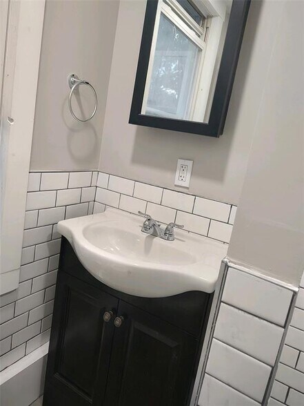 Bathroom - 37 Drew Ave