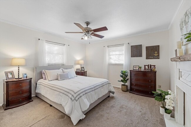 Building Photo - 5601 Westlawn Dr