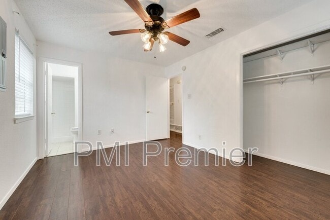 Building Photo - 1644 Americana Blvd