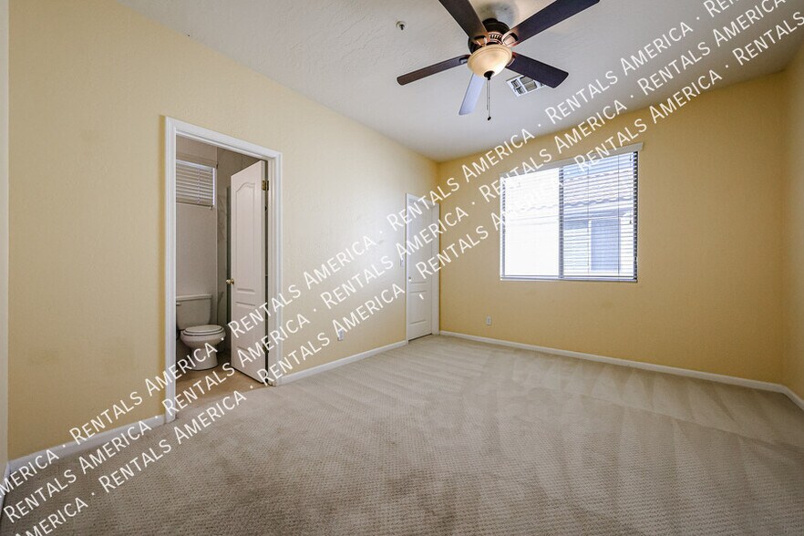 Building Photo - 14759 N 98th St