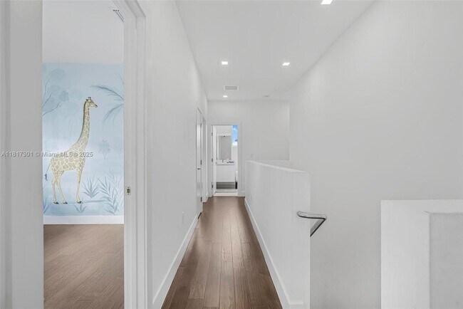 Building Photo - 10373 NW 68th Terrace