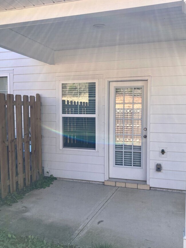 Building Photo - Excellent Grovetown GA. Location