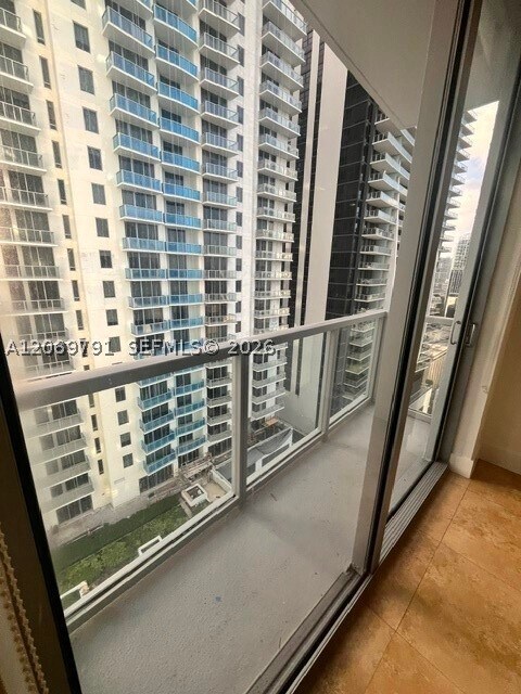 Building Photo - 1060 Brickell Ave