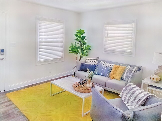 Interior Photo - The Flats At 2200
