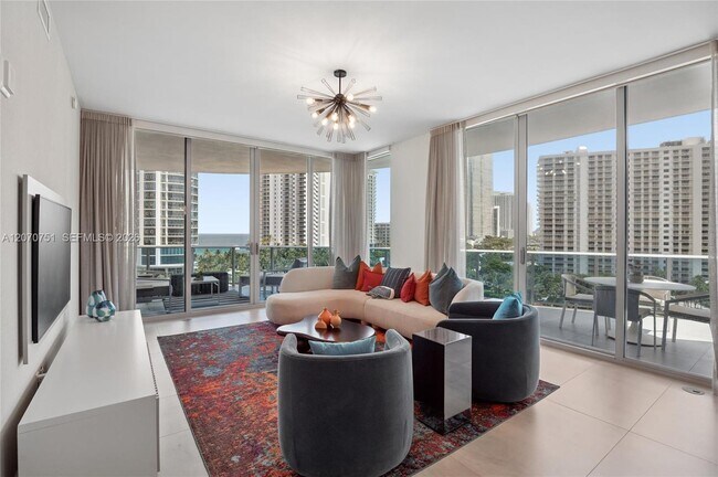 Building Photo - 17550 Collins Ave