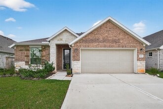 Building Photo - 3013 Myrtle Bch Ln