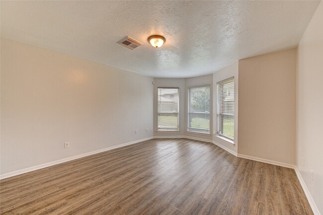 Building Photo - 14123 Torrey Forest Dr