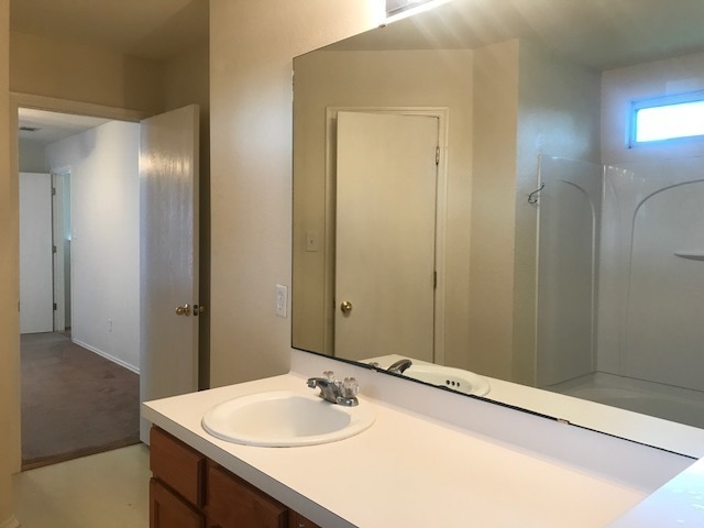 Building Photo - Bryan -2 Story / 3 bedroom /2.5 bath / 2 c...