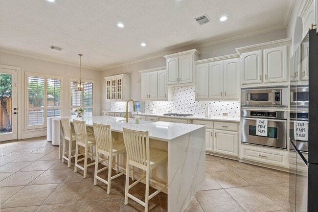 Building Photo - 7603 Hogan Bridge Court