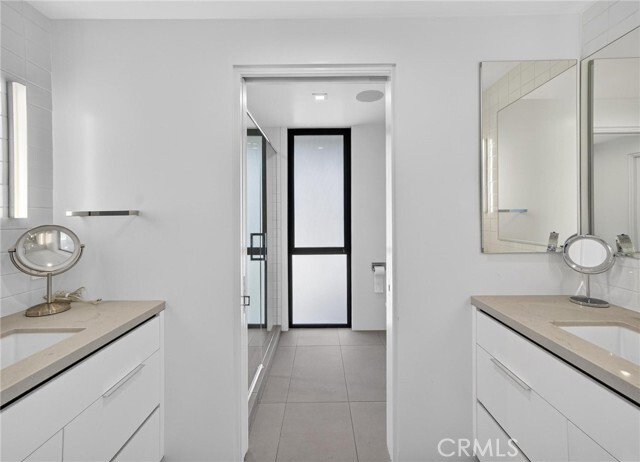 Building Photo - 703 N Lucia Ave