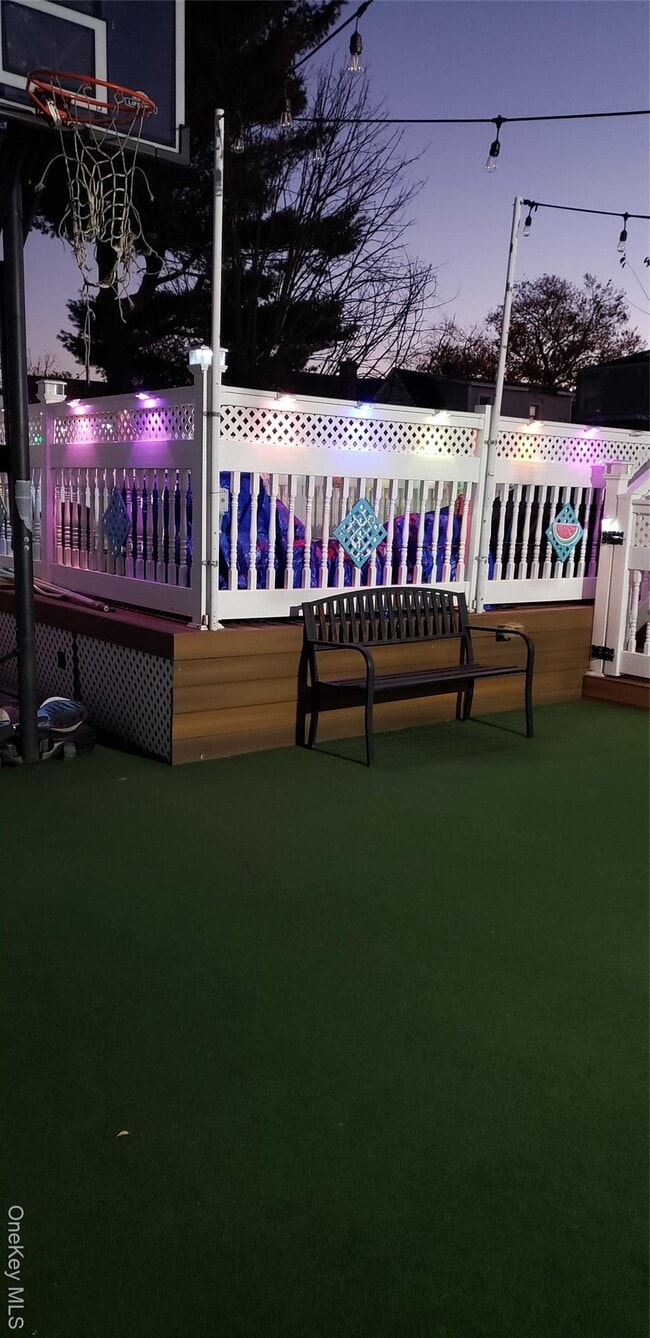 Building Photo - 159-14 134th Ave