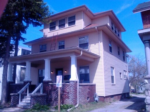 Building Photo - 414 Perrin St