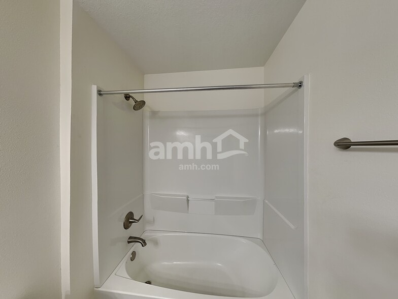 Building Photo - 7808 Stumble Journey Ln