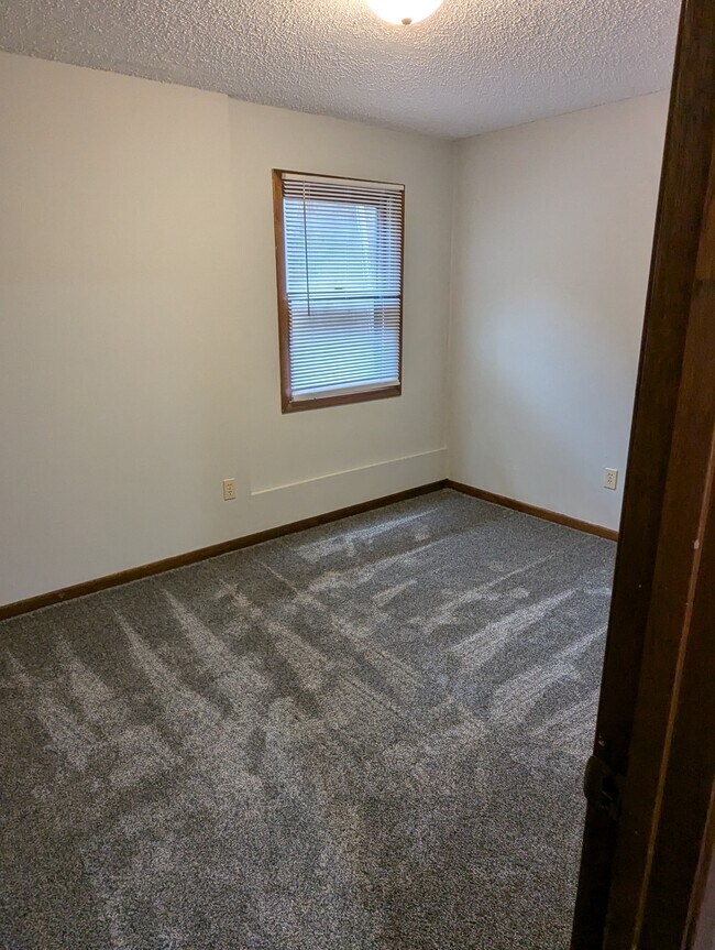 Bedroom #2 - 1335 Applewood Ln