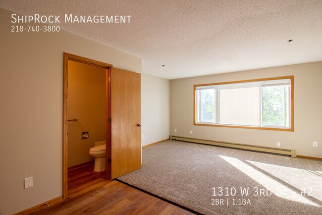 Building Photo - 1310 W 3rd St