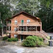 Building Photo - Cozy 2-Bedroom, 2-Bath Second-Floor Unit