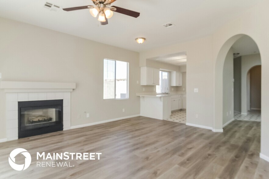Building Photo - 2375 Grannis Ln