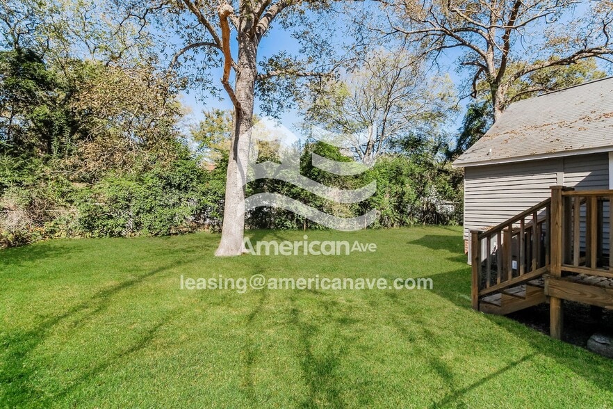 Building Photo - 2125 Haile St