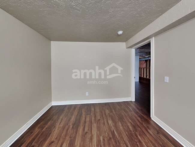 Building Photo - 168 Crystal Bay Dr