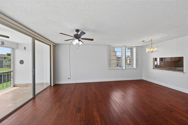 Building Photo - 6070 NW 64th Ave