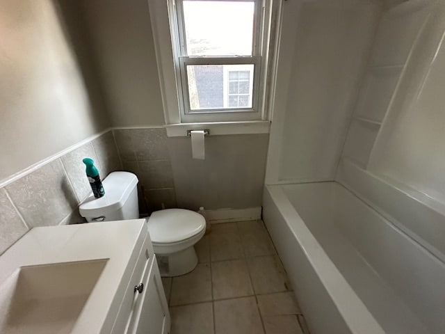 Main Bath - 109 S 17th St