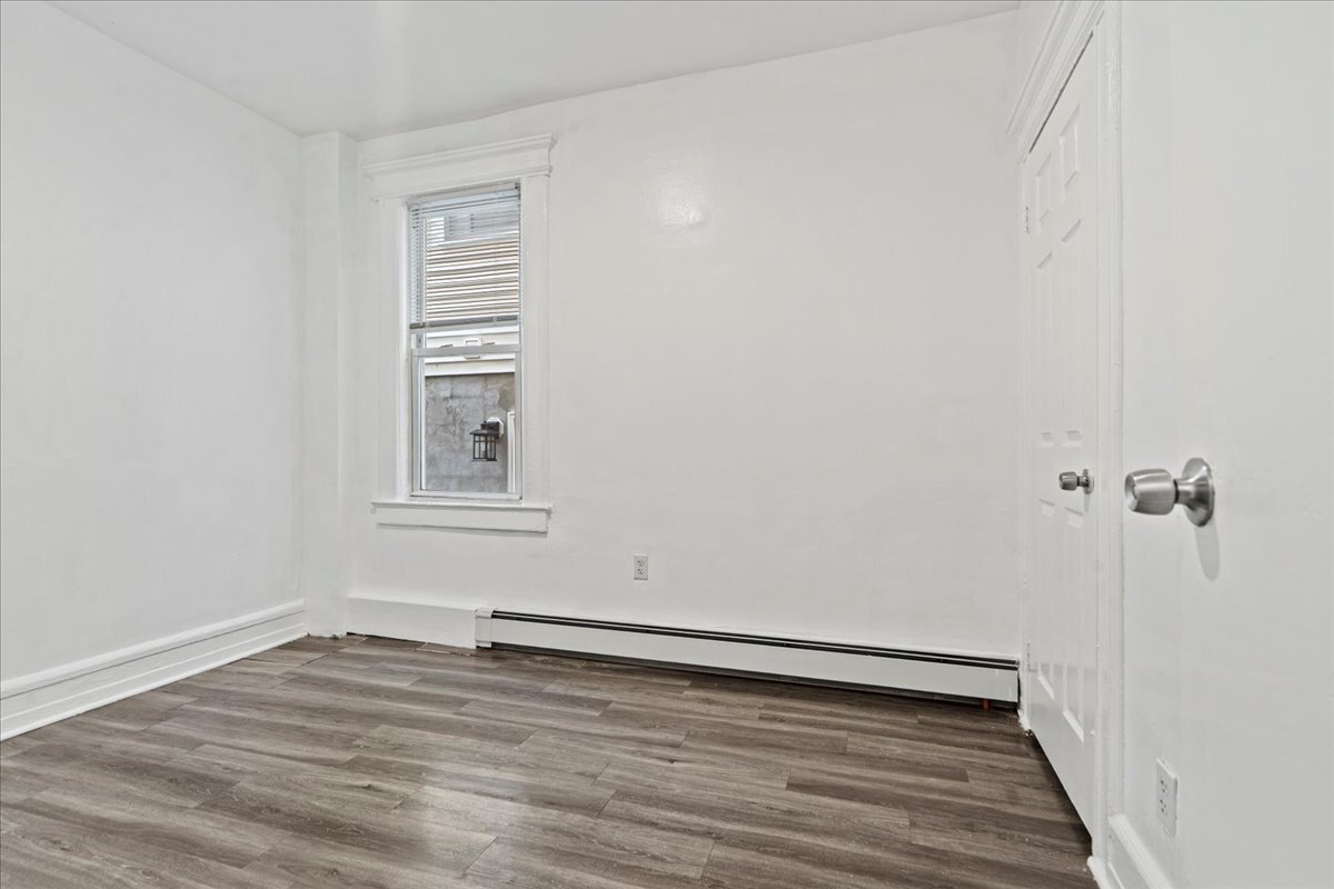 Building Photo - 871 S 19th St