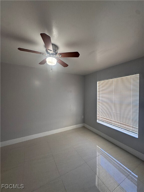 Building Photo - 1003 Country Club Blvd