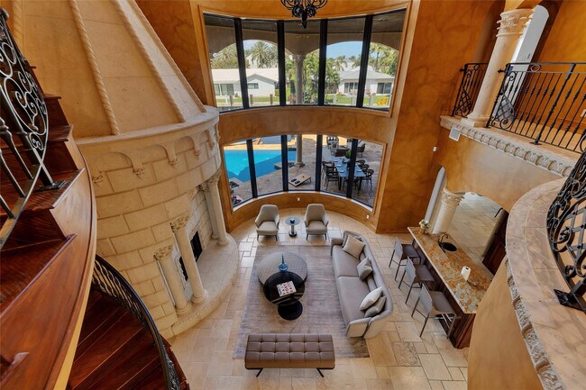 Building Photo - 1011 Rhodes Villa Ave