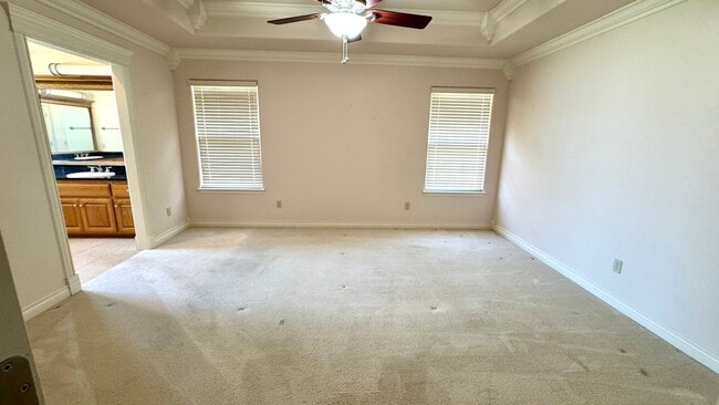 Building Photo - Spacious Stonegate Retreat with Home Office & Outdoor Living