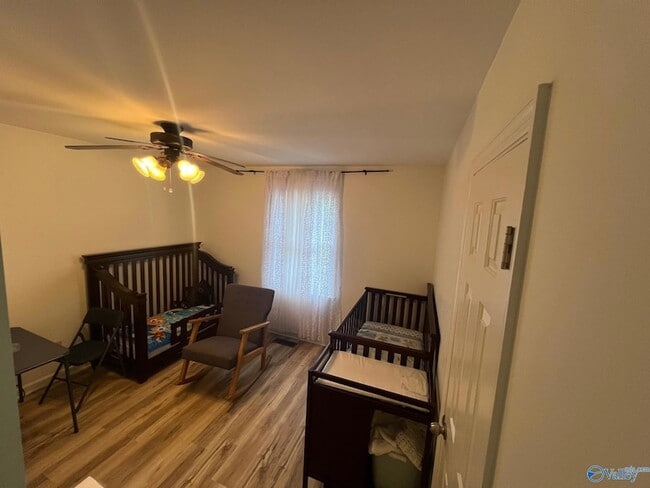 Building Photo - 137 Timberland Trce