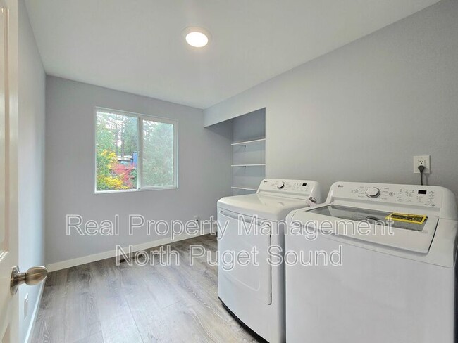 Building Photo - 19711 41st Ave NE