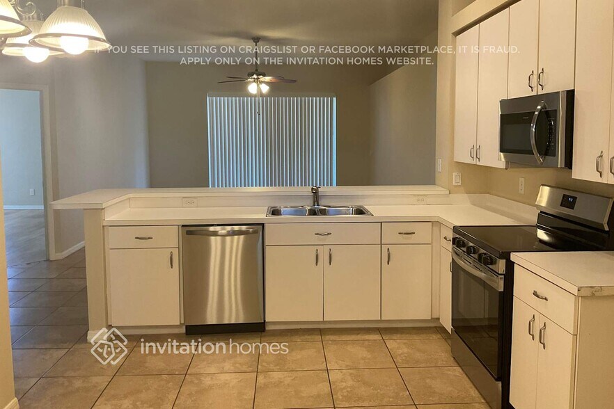 Building Photo - 434 Country Vineyard Dr