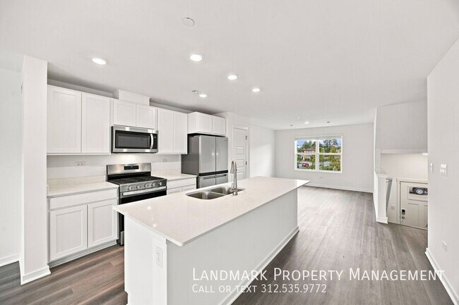 Building Photo - 17389 Ulster Dr