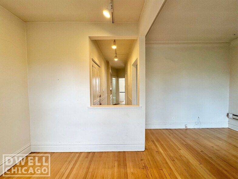 Building Photo - 2907 N Mildred Ave