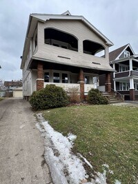 Building Photo - 3342 Desota Ave