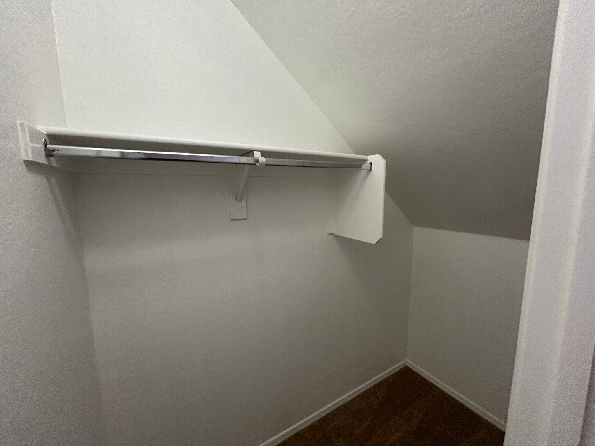 Building Photo - 4123 E Cherry Hills Dr