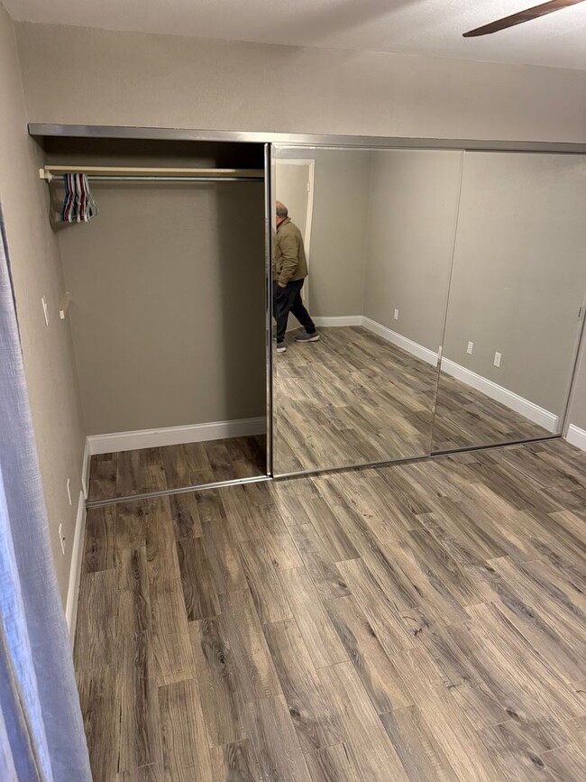 Building Photo - Great 1 Bedroom in Hurst! Totally updated!