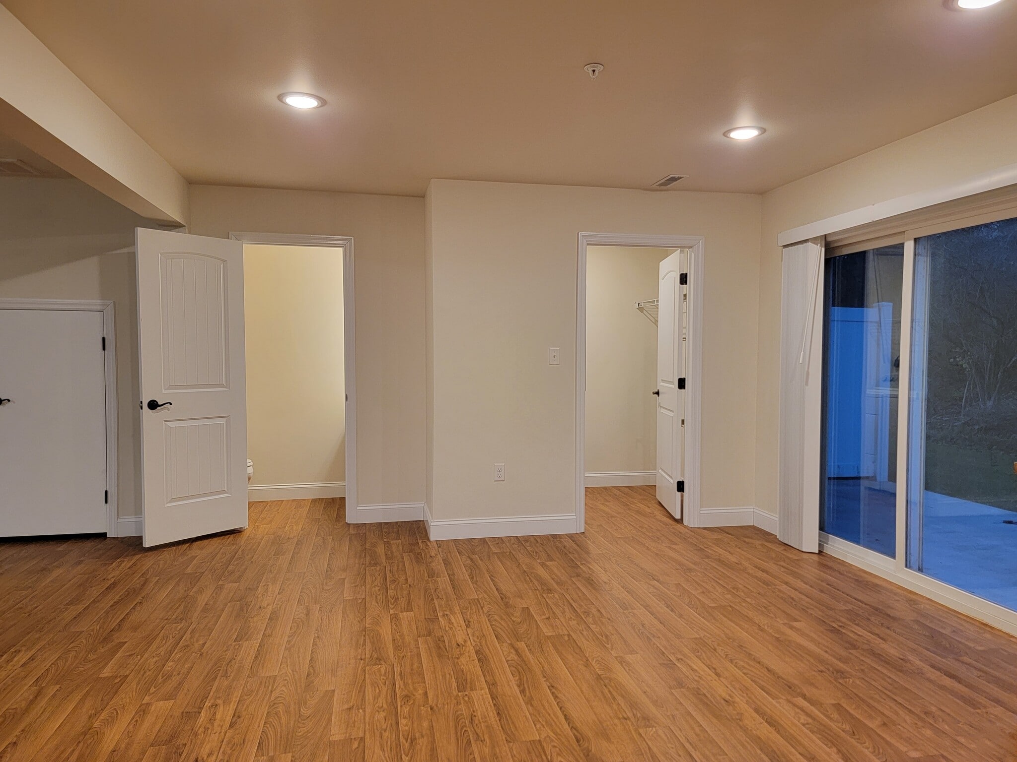 Building Photo - 143 Cedarwood Dr