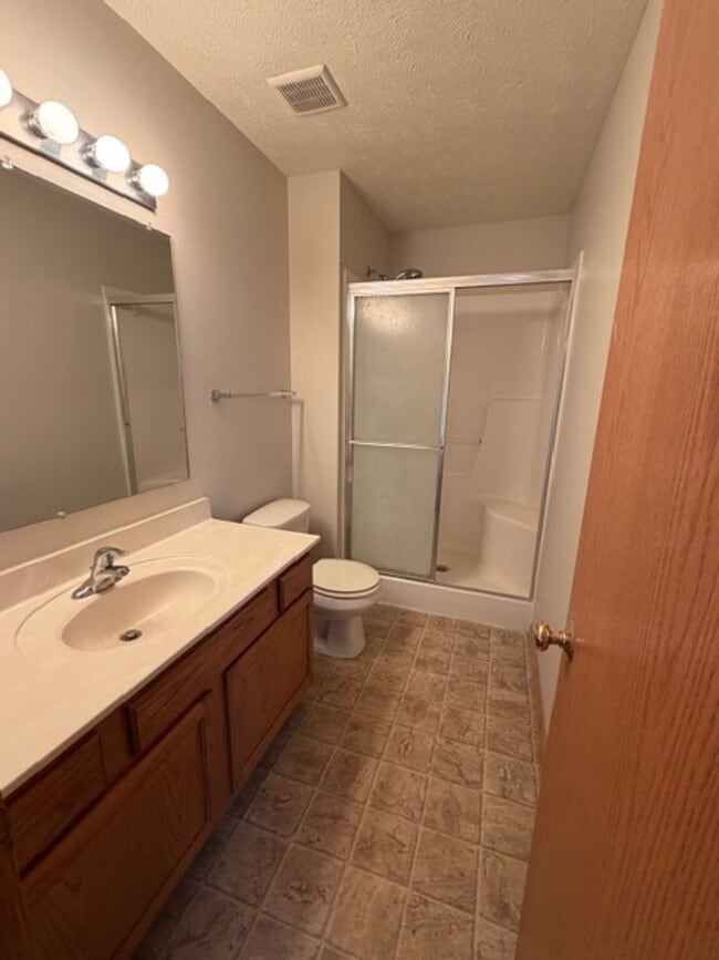 Building Photo - Large 4 bedroom house in SW Lincoln