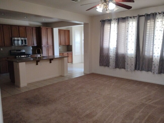 Building Photo - 1261 Baxter Dr