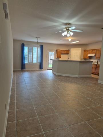 Building Photo - 7205 Hogan Dr