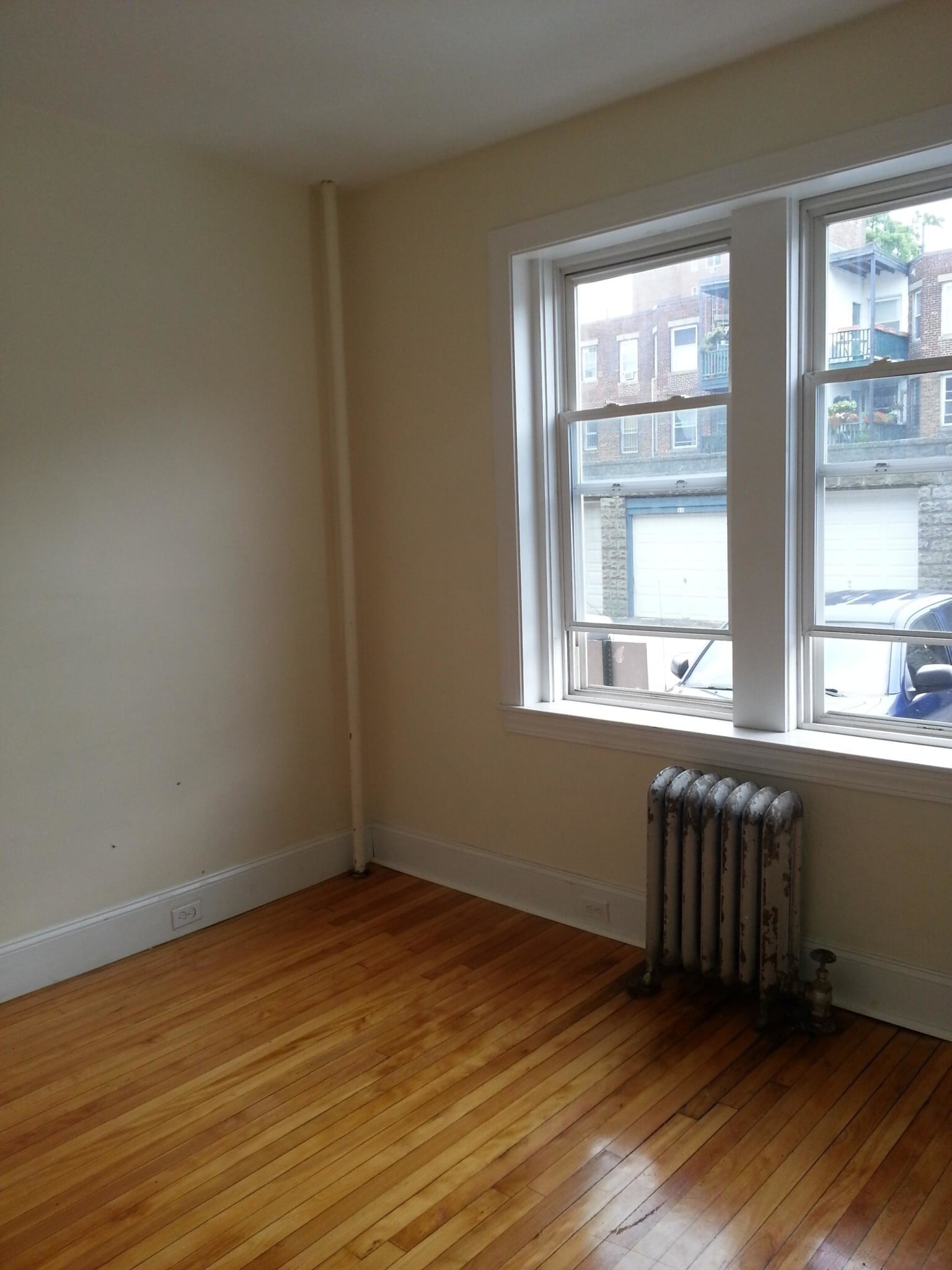 Building Photo - 66 Egmont St