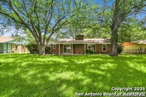 Building Photo - 212 Galvin Dr