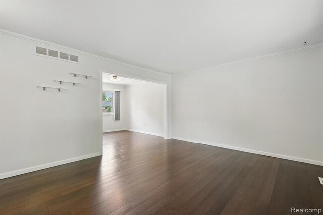 Building Photo - 7302 Parkway Ct