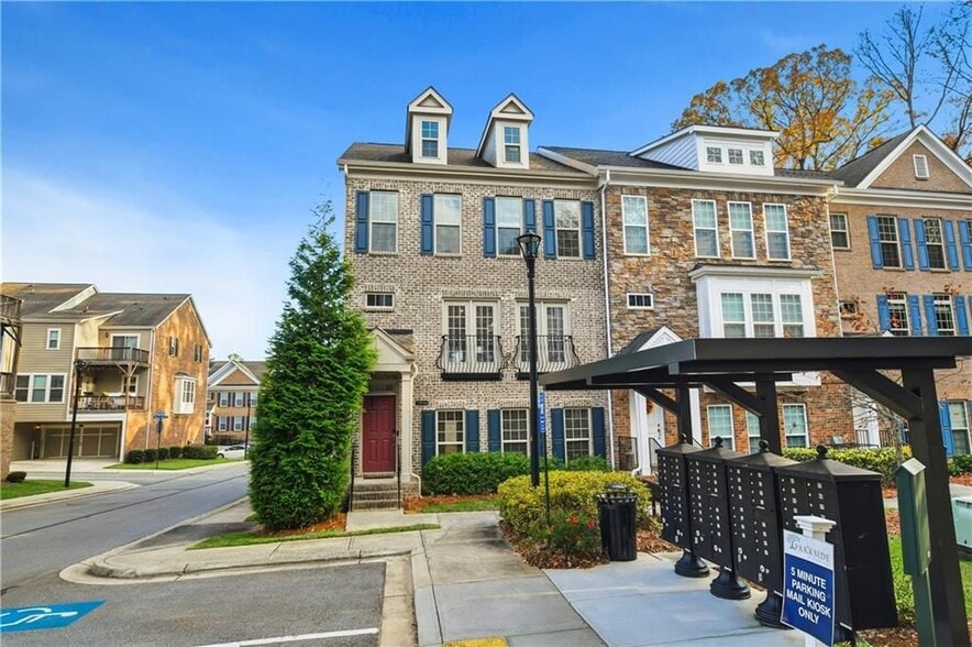 Building Photo - 1940 Discovery Park Ln